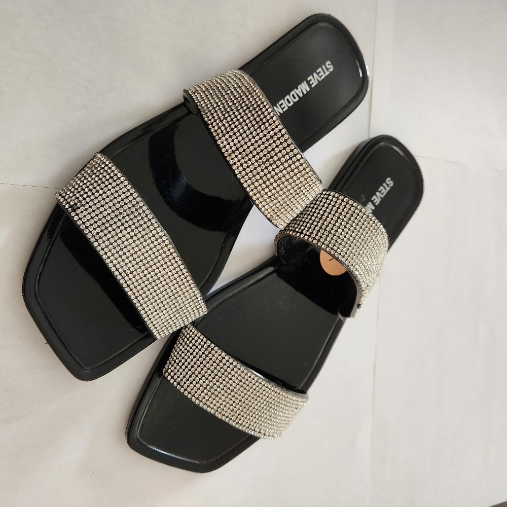Steve Madden rhinestone slip on sandals NEW Size 7